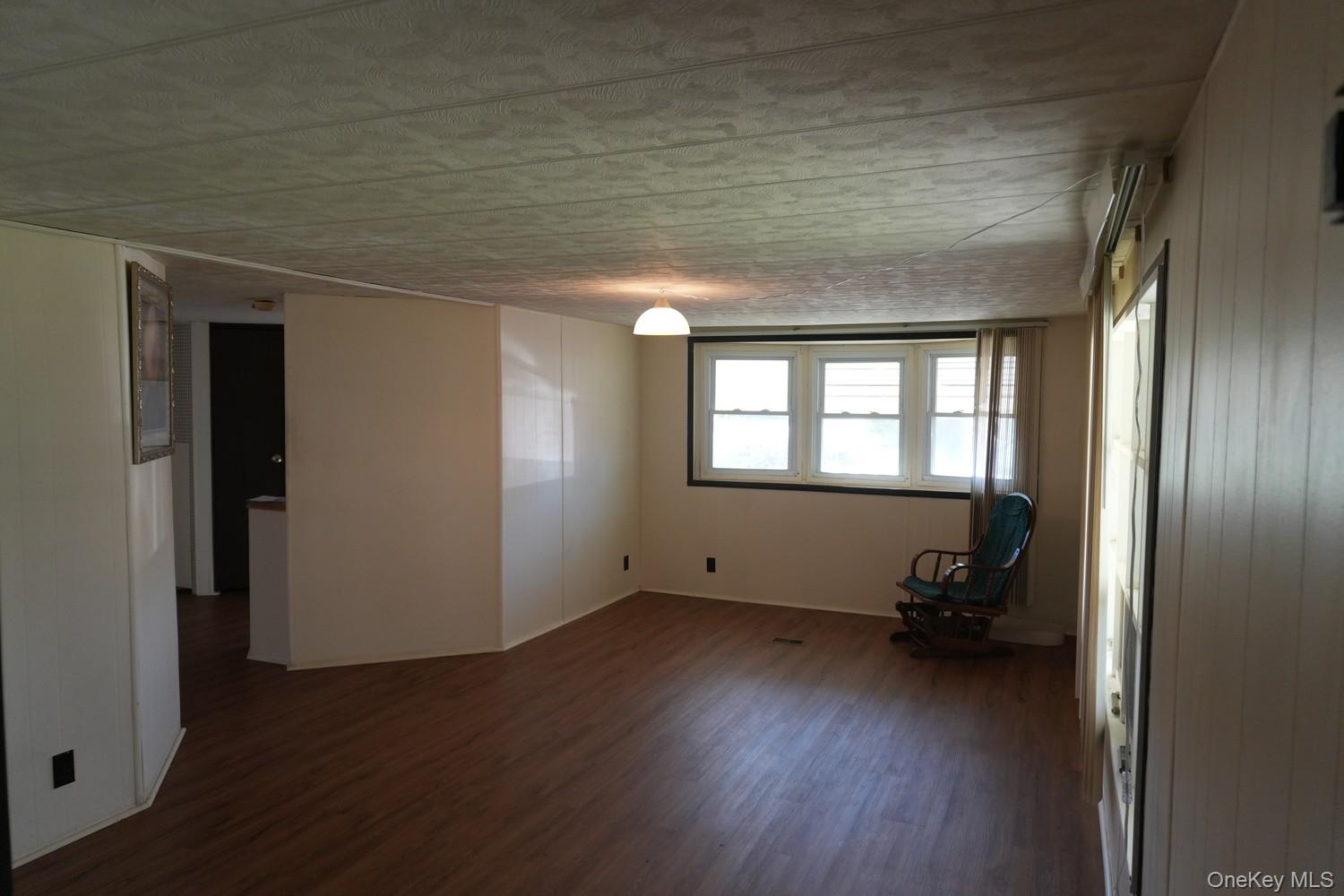 703 Fresh Pond Avenue, Unit 32 photo 9
