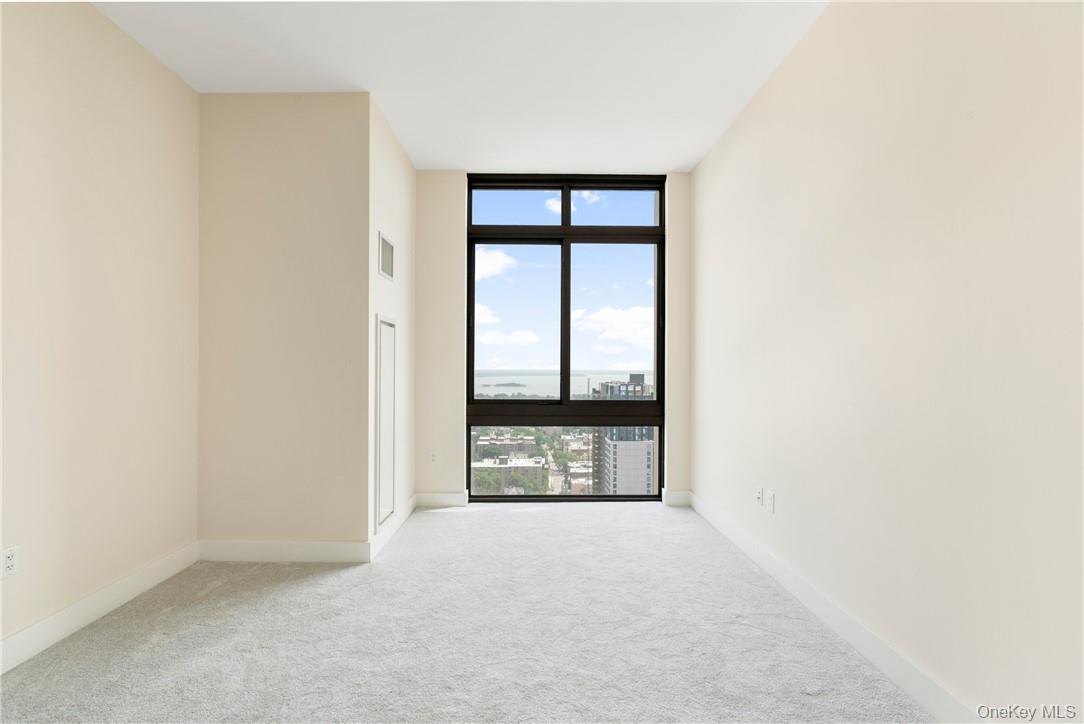 175 Huguenot Street, Unit PH201 photo 20