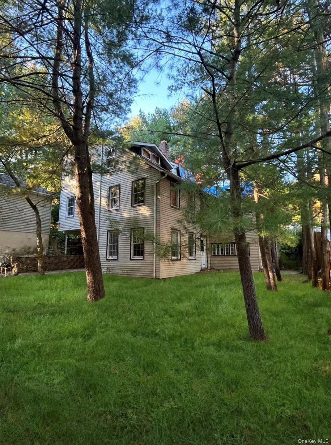 227 S Mountain Road – For Sale photo 4