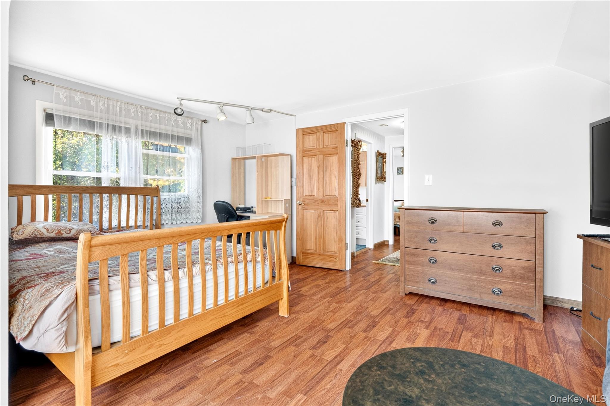 2323 Crompond Road – For Sale photo 35