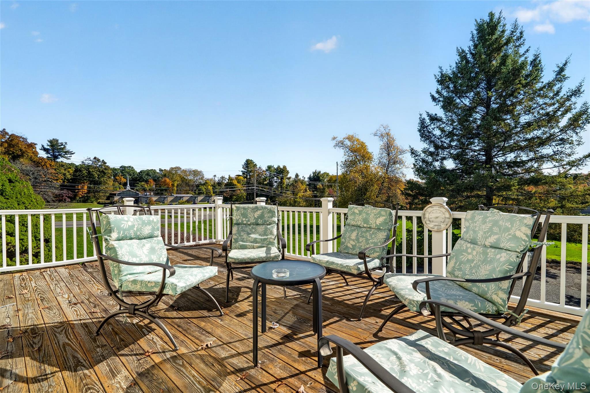 2323 Crompond Road – For Sale photo 2
