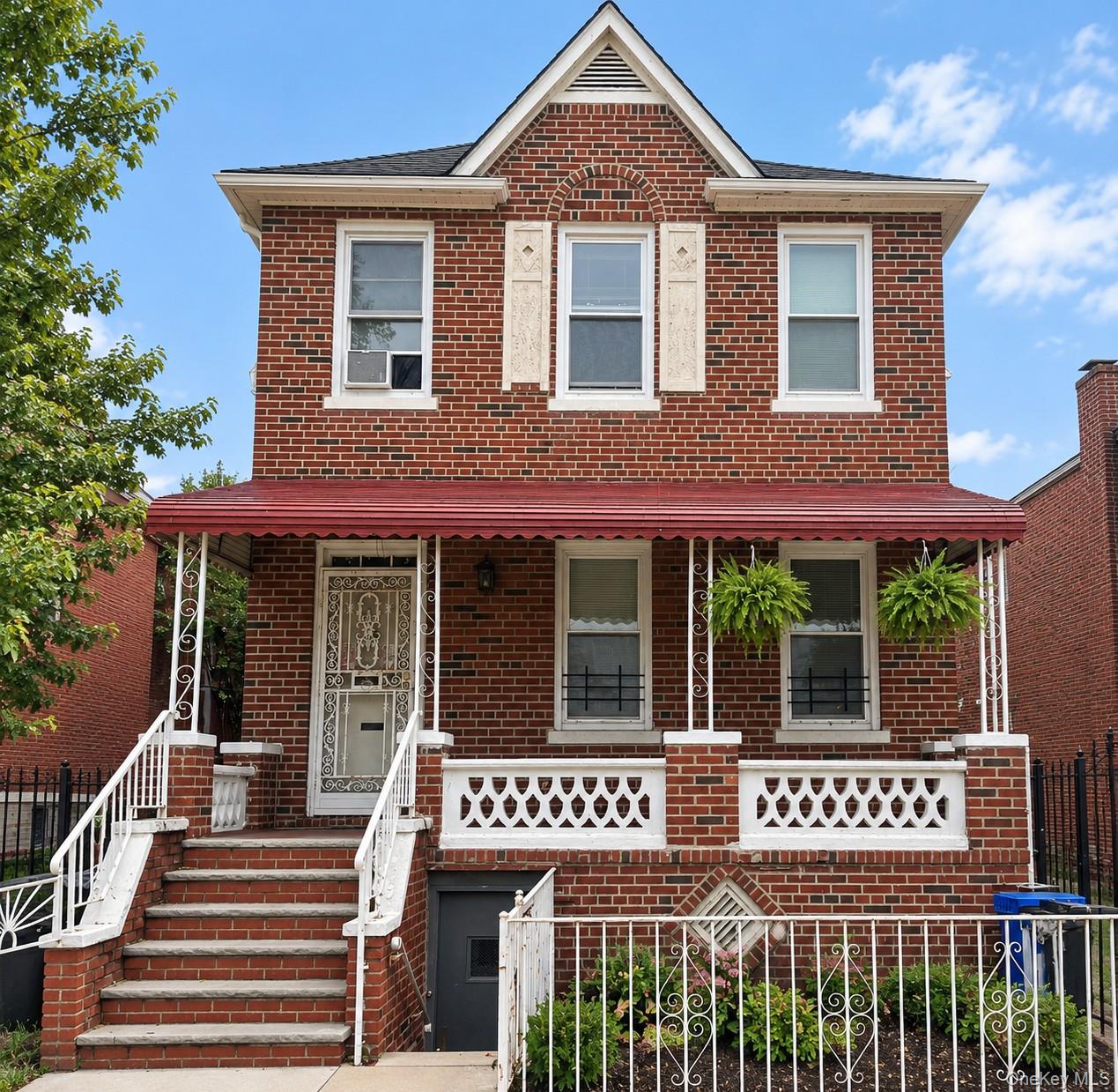 465 E 91st Street – For Sale