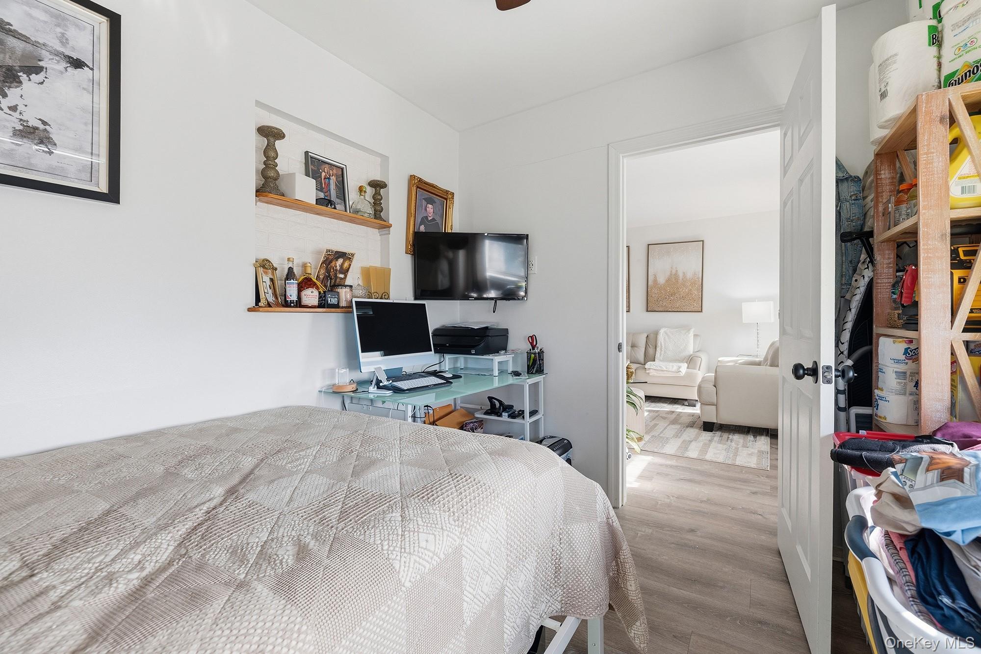 1234 Midland Avenue, Unit 4H photo 20
