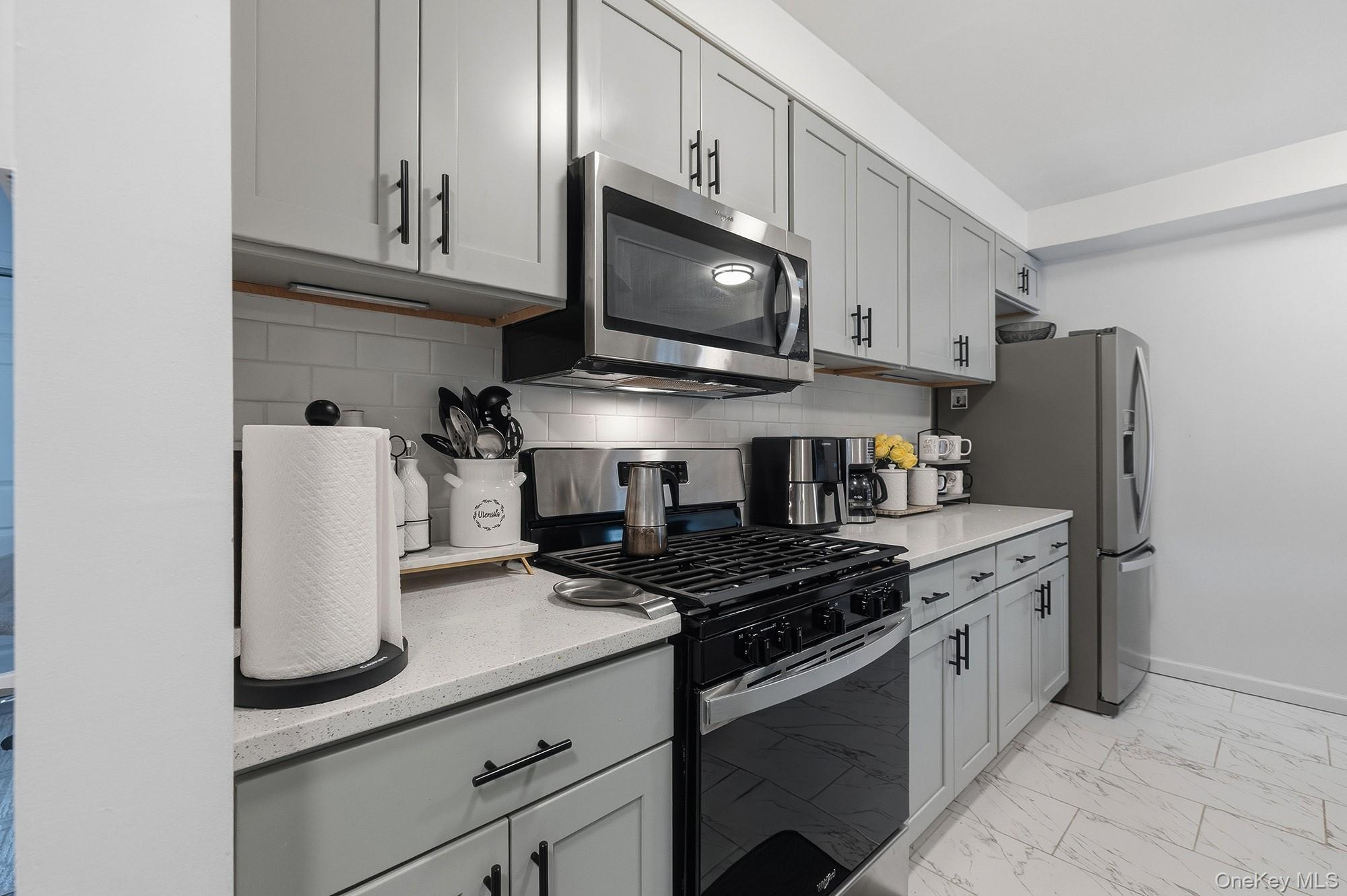 1234 Midland Avenue, Unit 4H photo 11