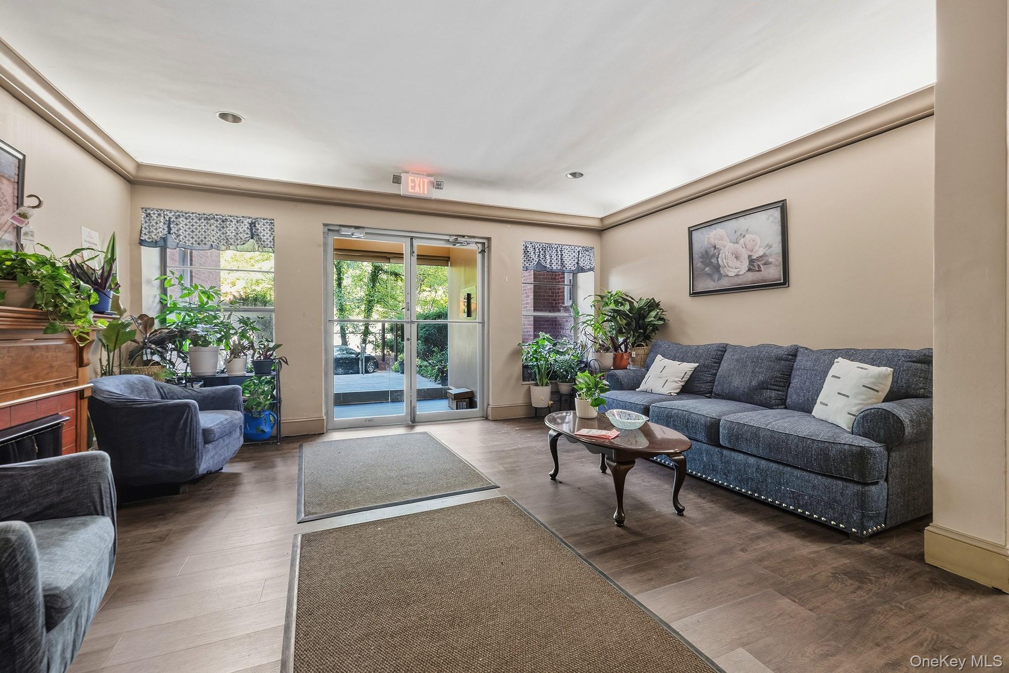 1234 Midland Avenue, Unit 4H photo 25