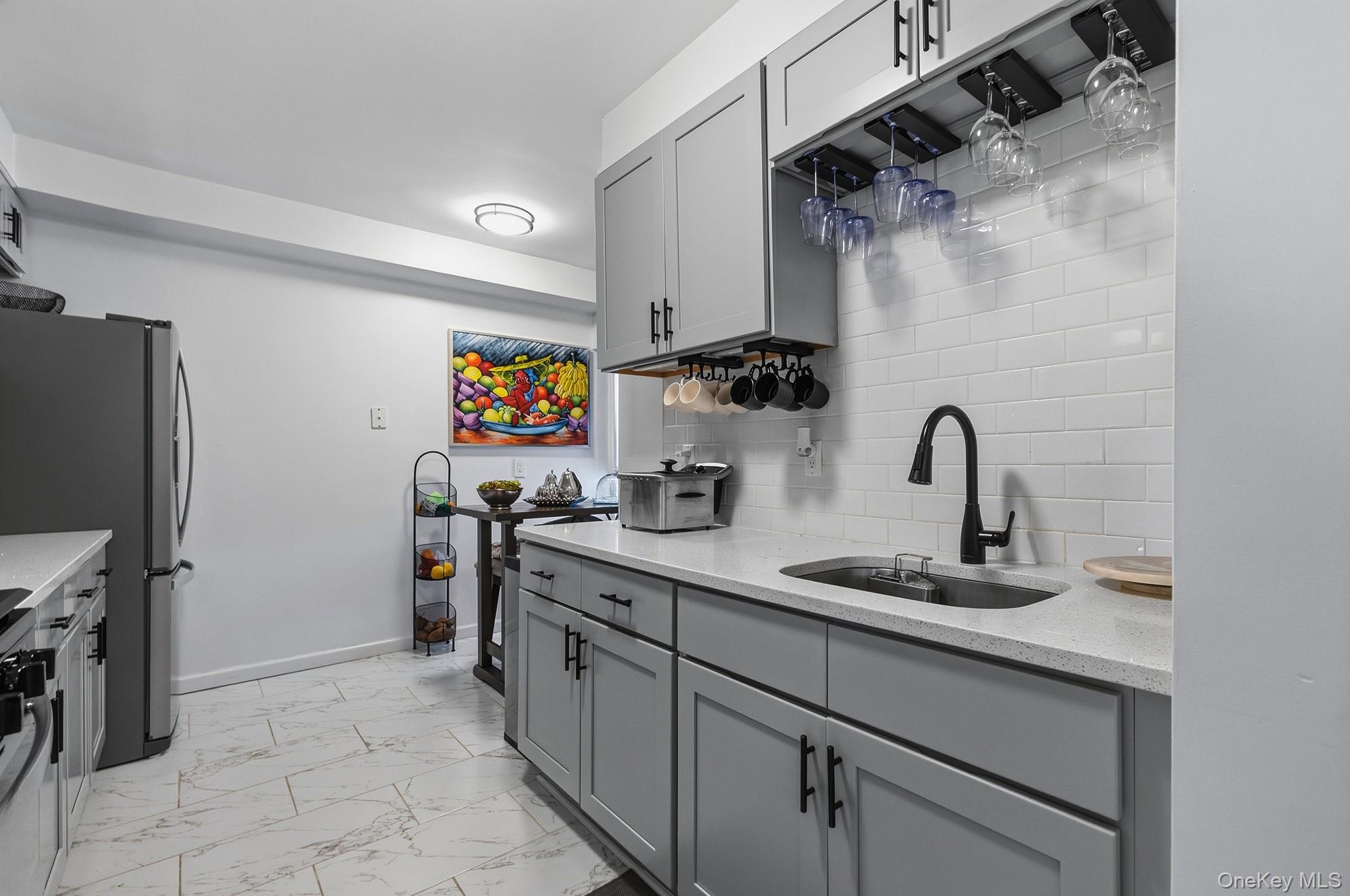 1234 Midland Avenue, Unit 4H photo 14