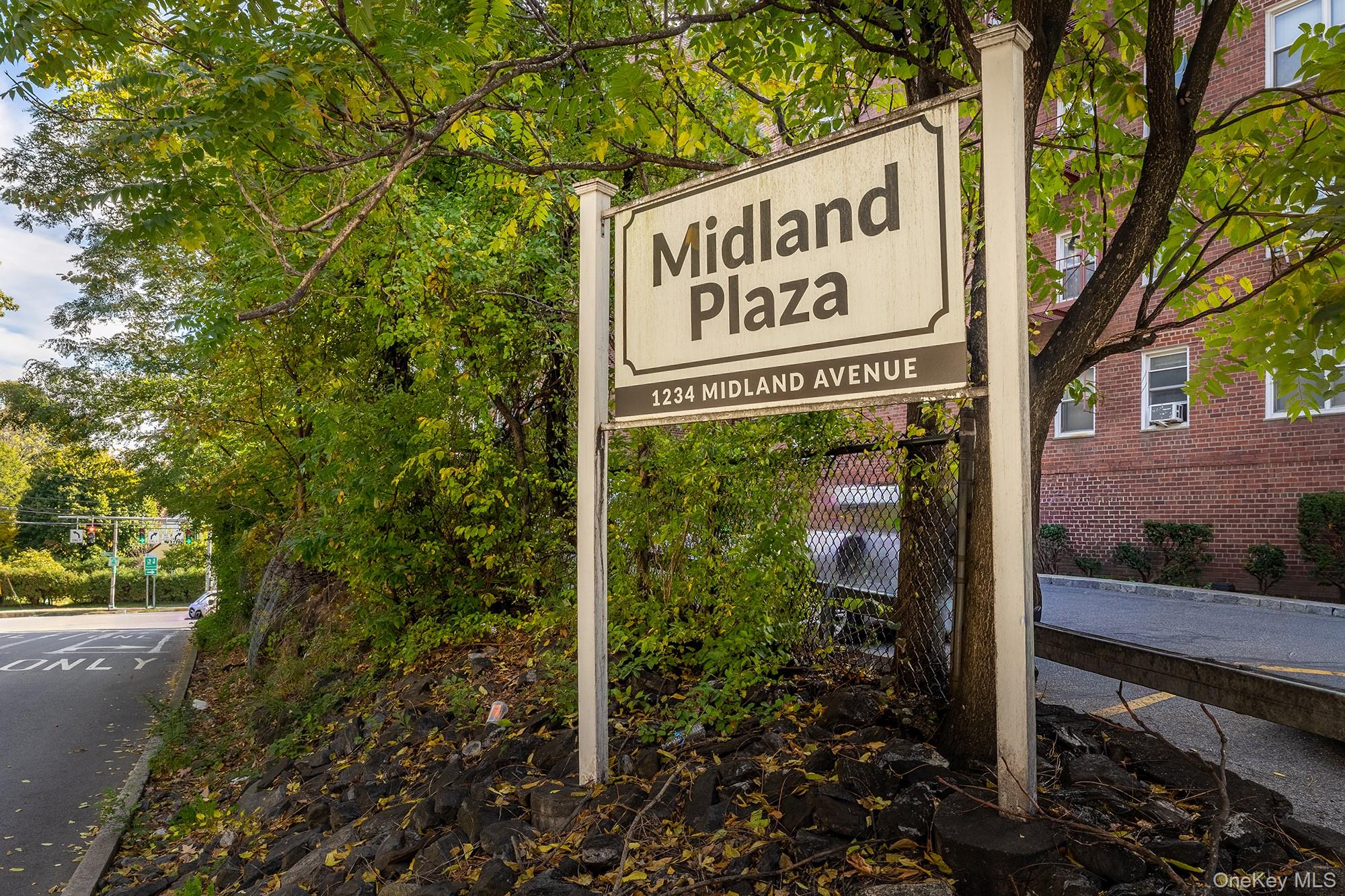 1234 Midland Avenue, Unit 4H photo 3