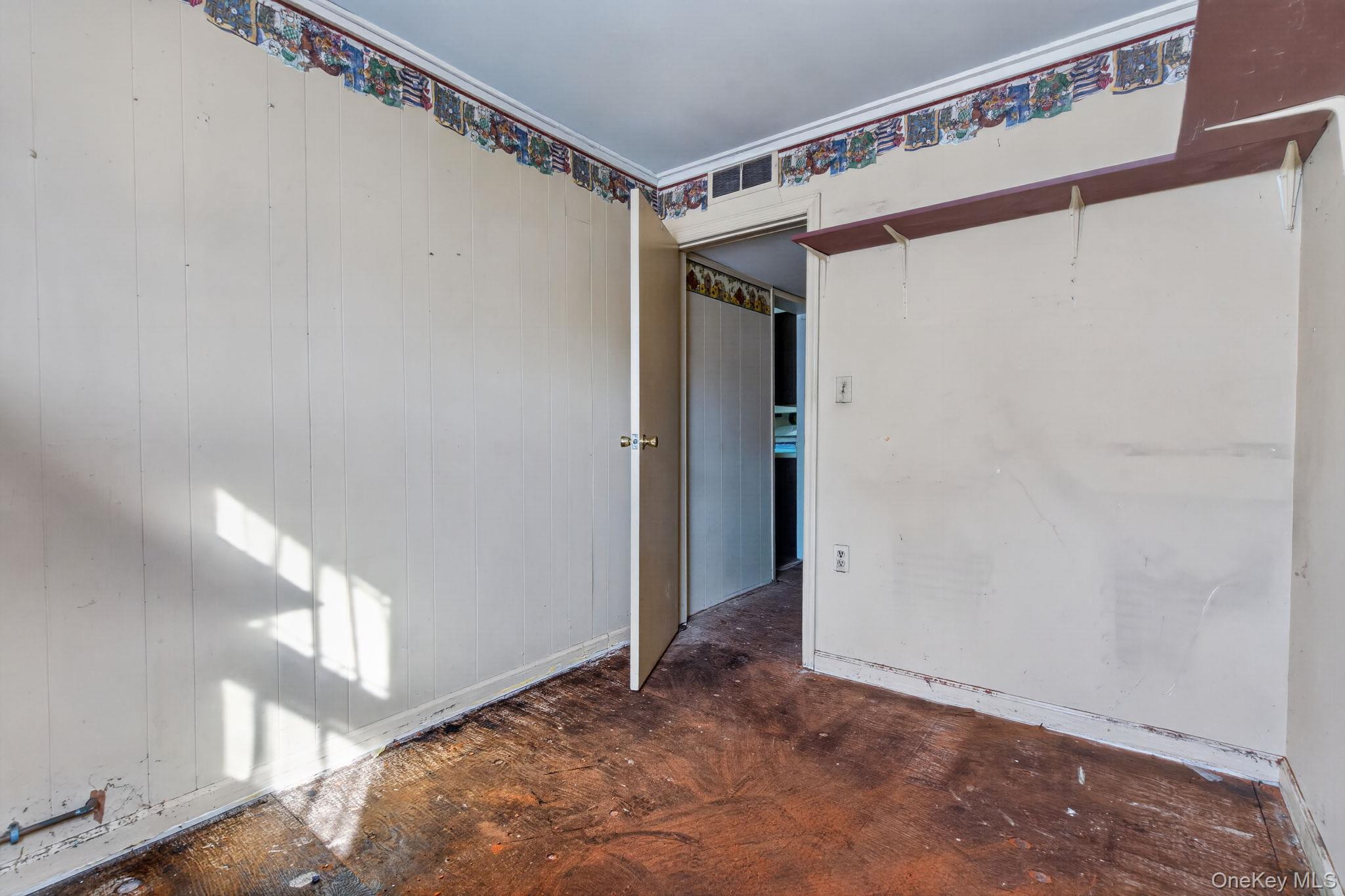 662 S Drury Lane – For Sale photo 23
