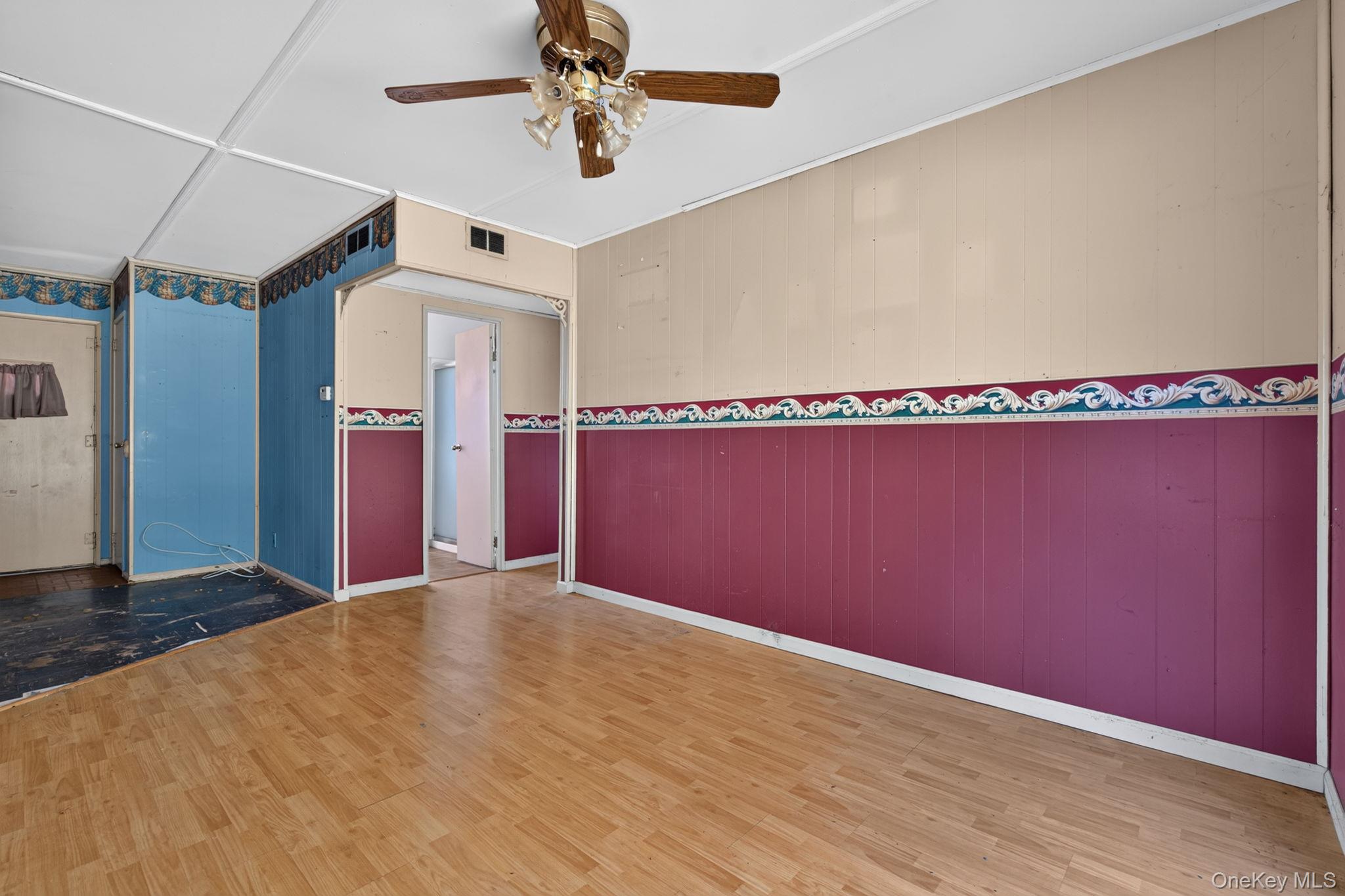 662 S Drury Lane – For Sale photo 12