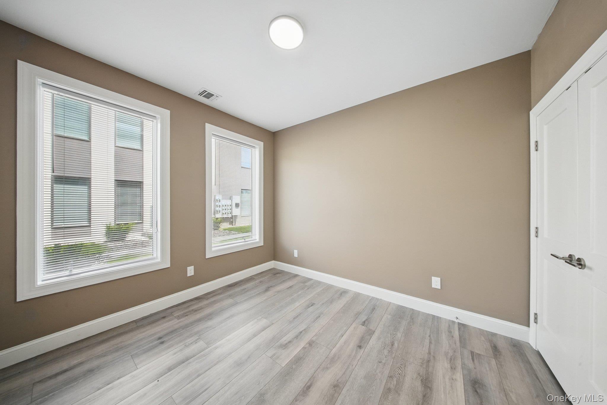7 Giada Lane, Unit 3 photo 17