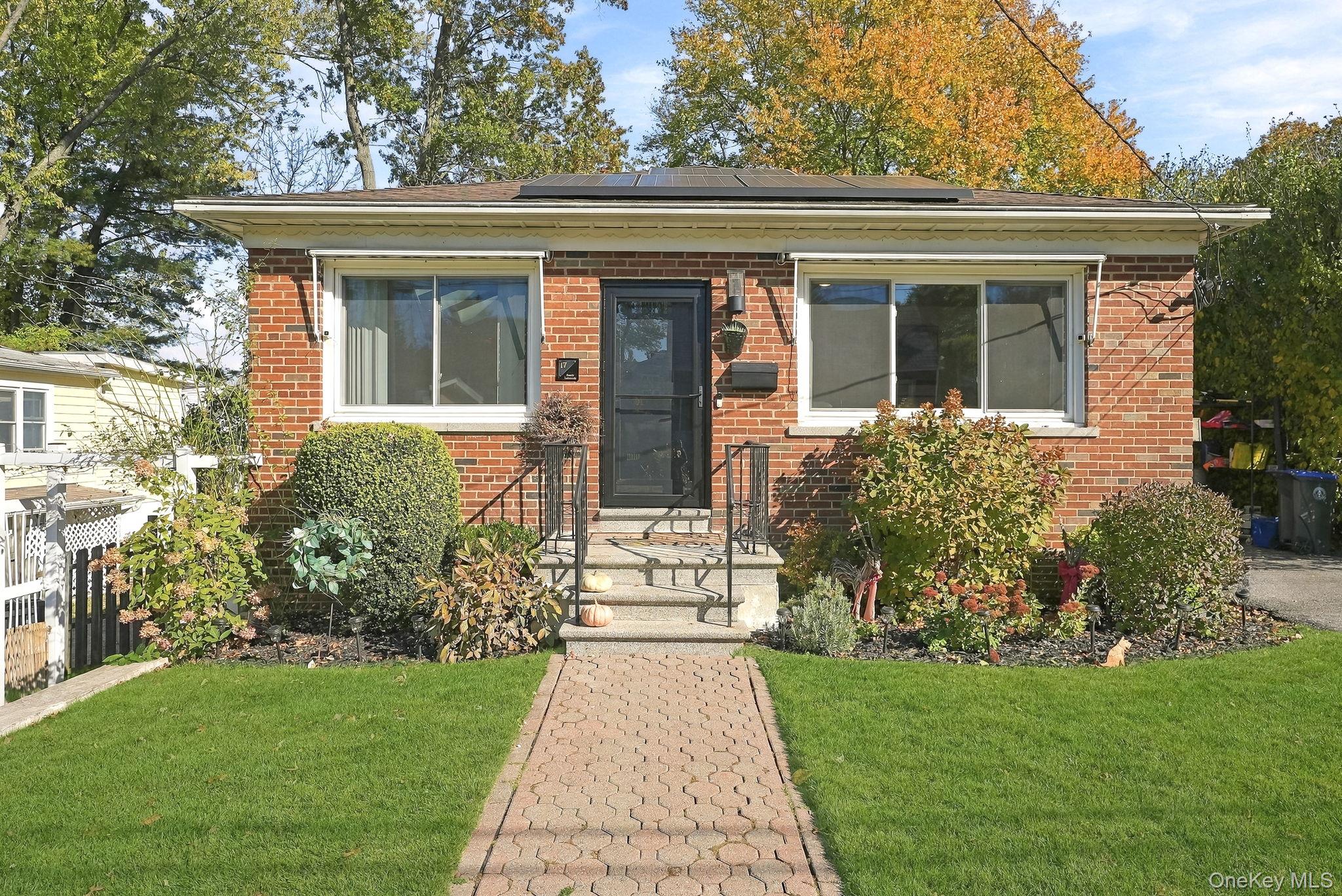17 S Longfellow Street – For Sale