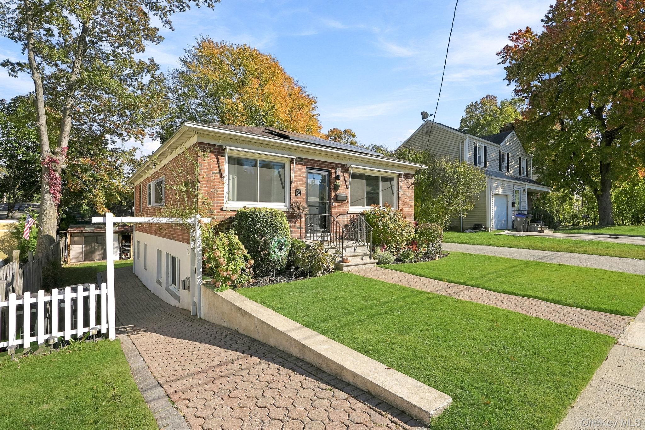 17 S Longfellow Street – For Sale photo 2