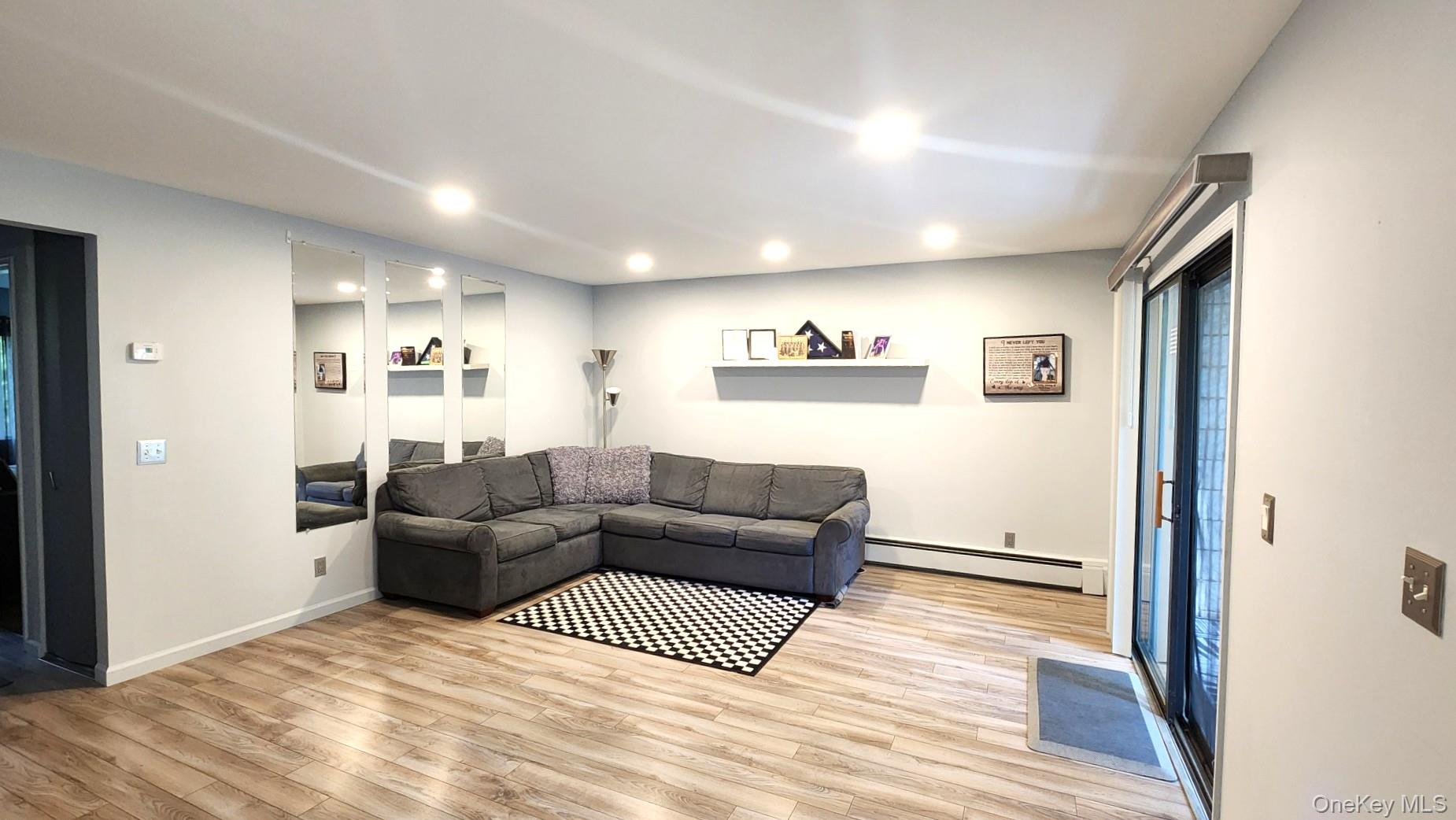 23 Richmond Boulevard, Unit 2A photo 8