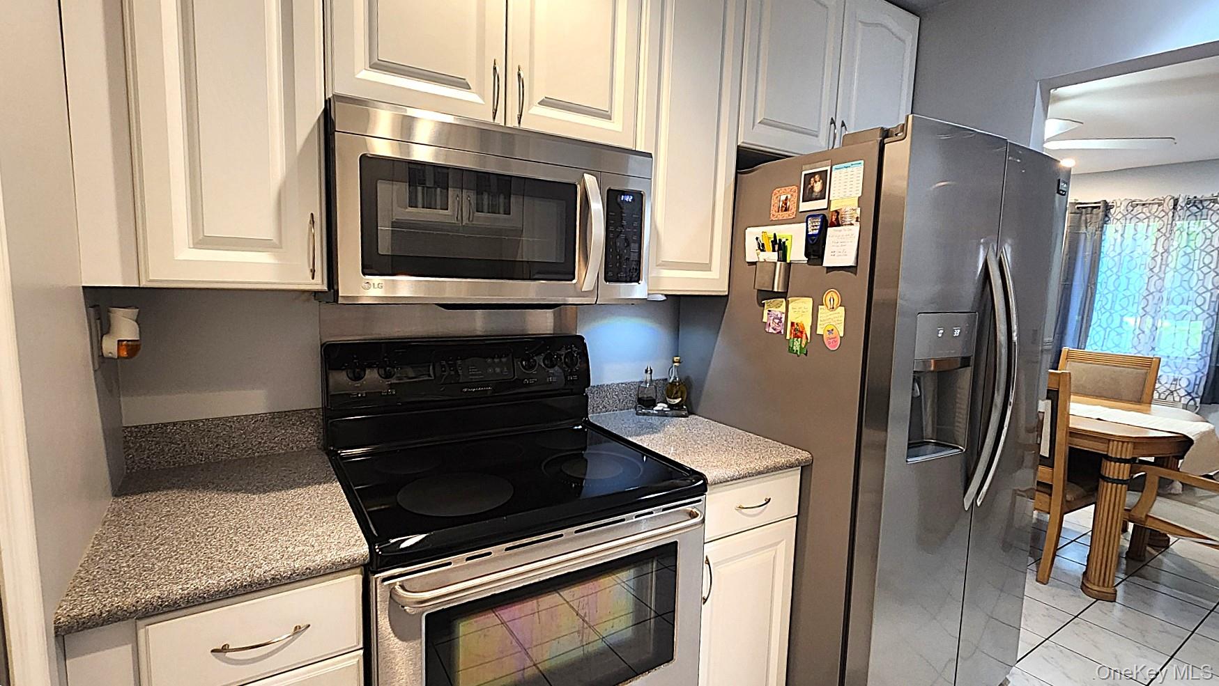 23 Richmond Boulevard, Unit 2A photo 6