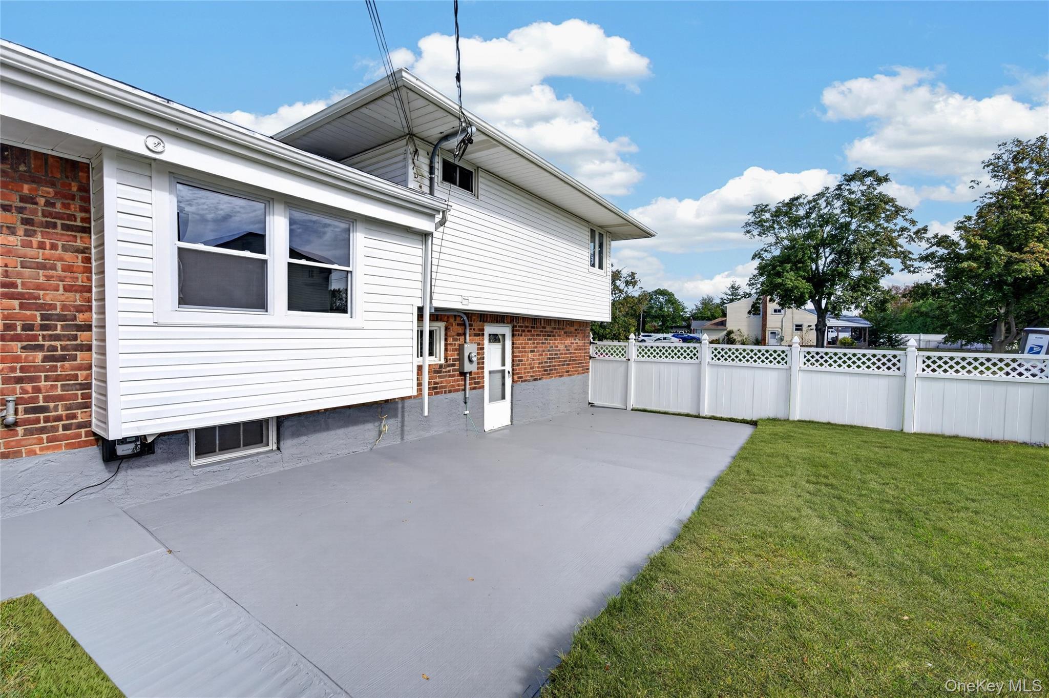 8 Whitebirch Lane – For Sale photo 41