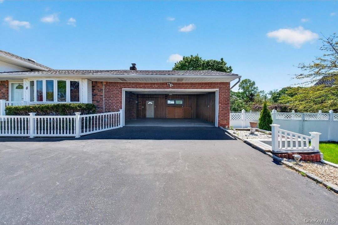 8 Whitebirch Lane – For Sale photo 40
