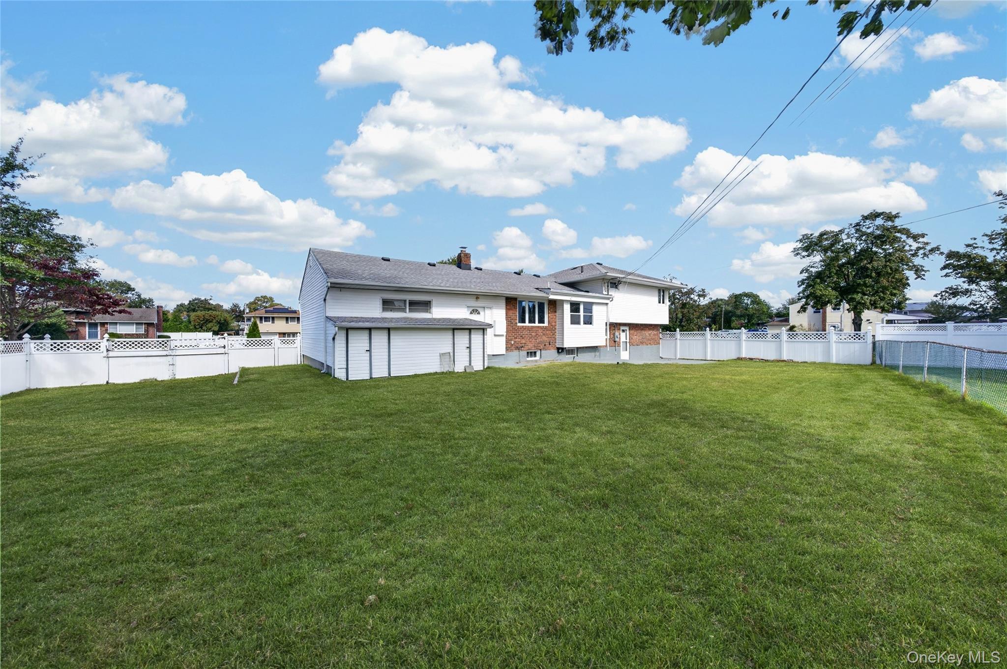 8 Whitebirch Lane – For Sale photo 46