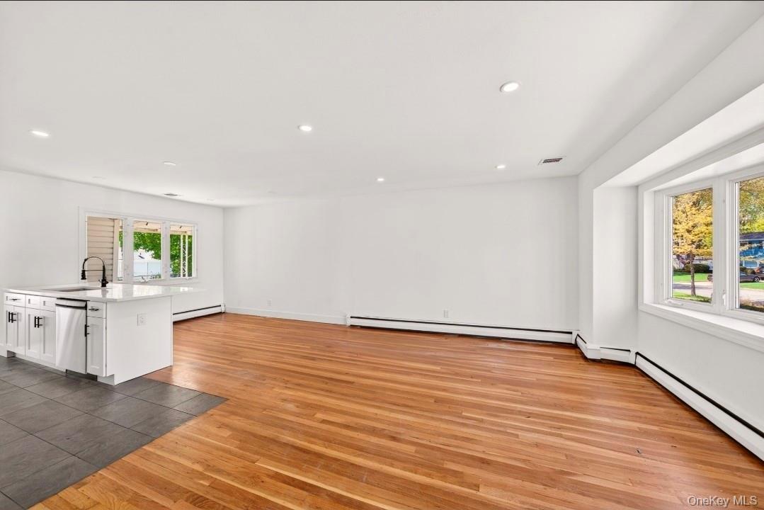 8 Whitebirch Lane – For Sale photo 5