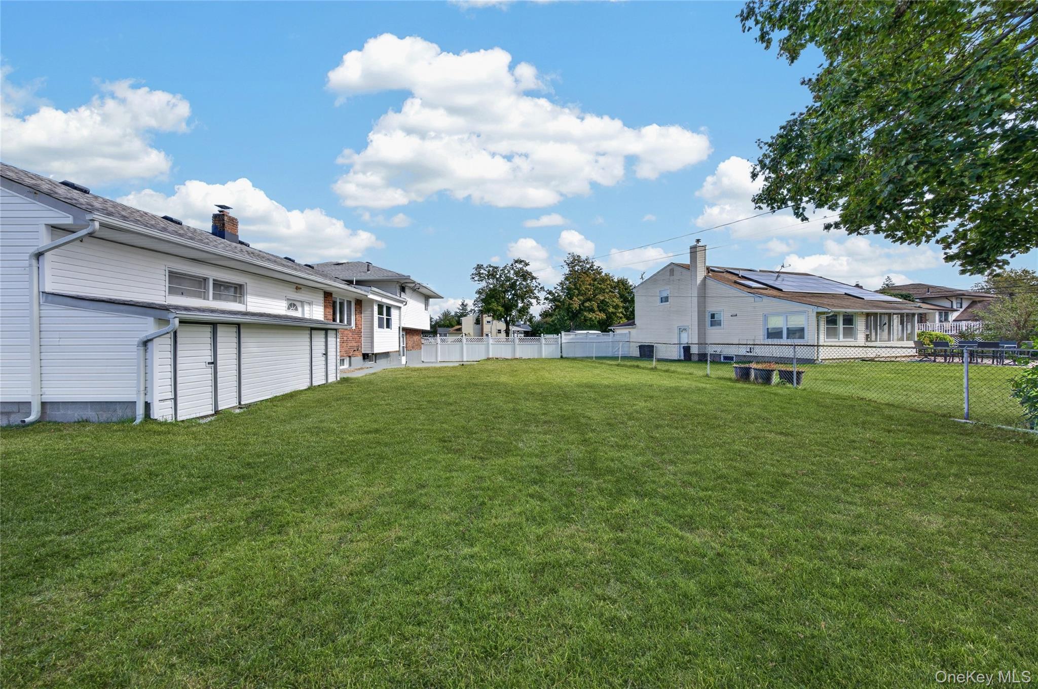 8 Whitebirch Lane – For Sale photo 47