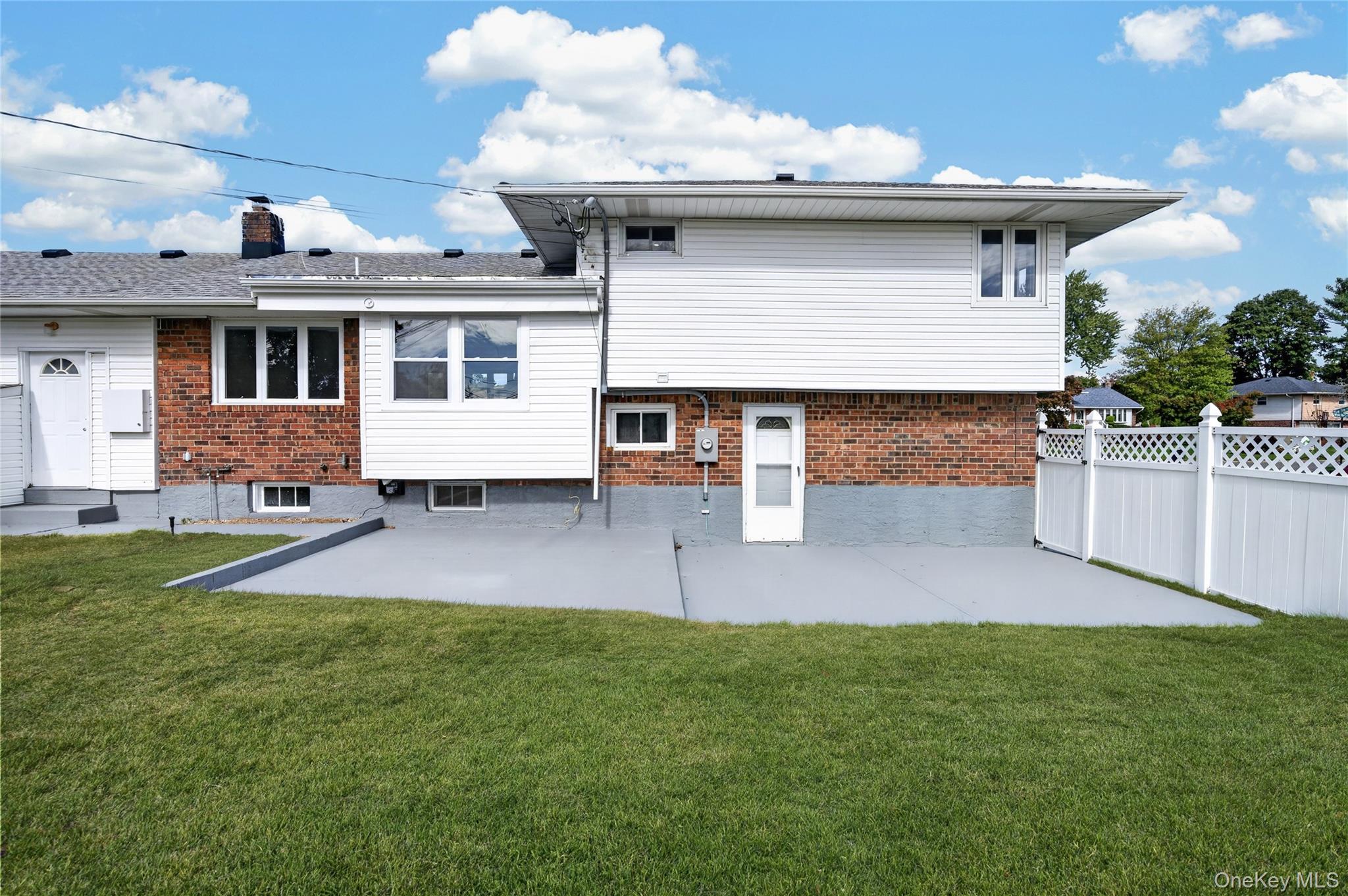 8 Whitebirch Lane – For Sale photo 45