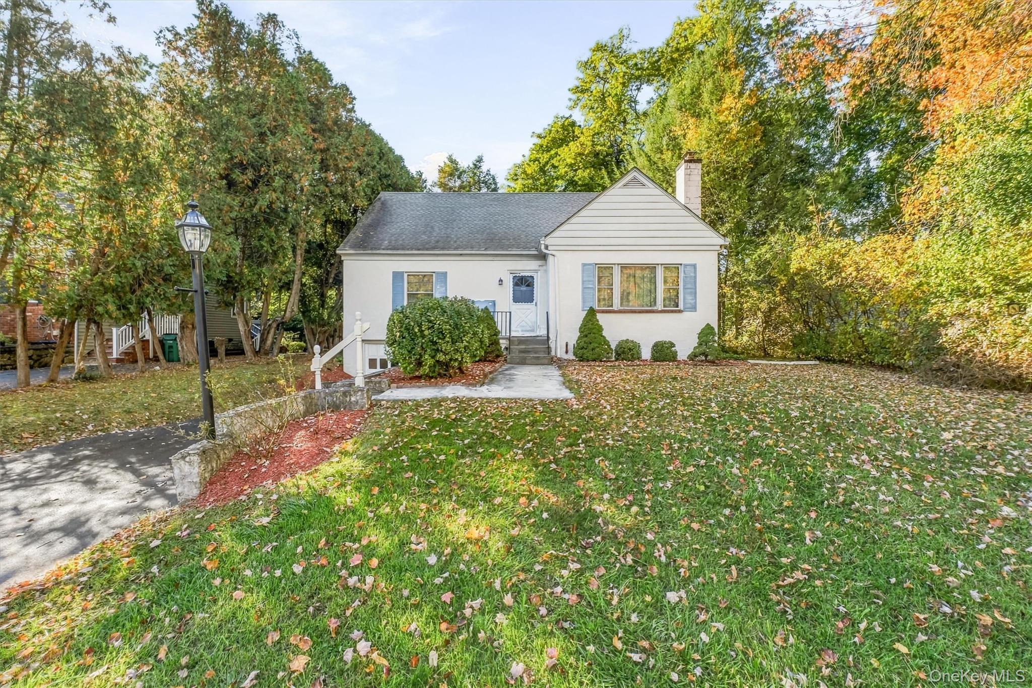 28 Center Avenue – For Sale
