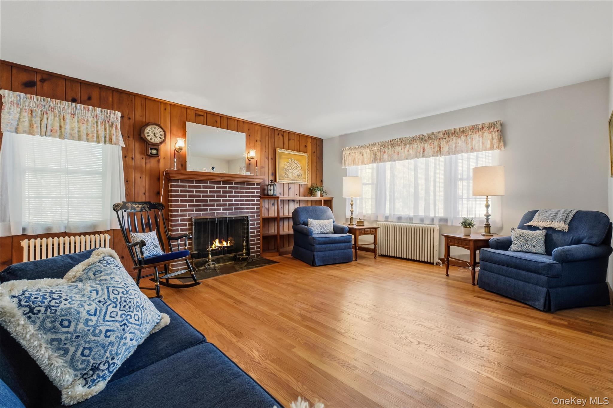 28 Center Avenue – For Sale photo 5