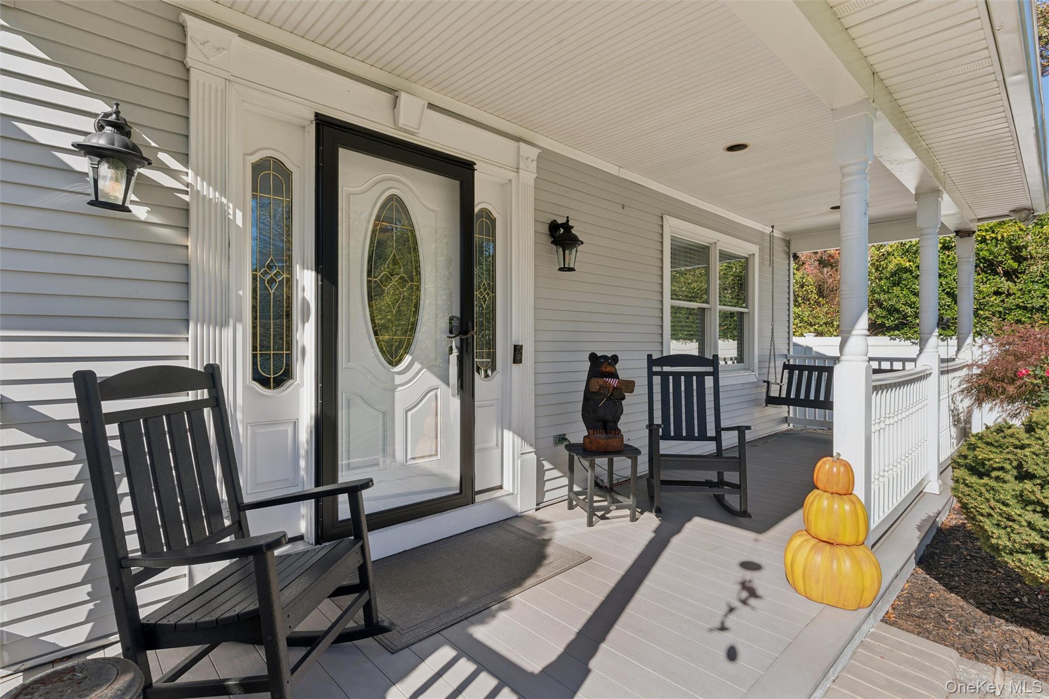 2570 Sycamore Avenue – For Sale photo 2