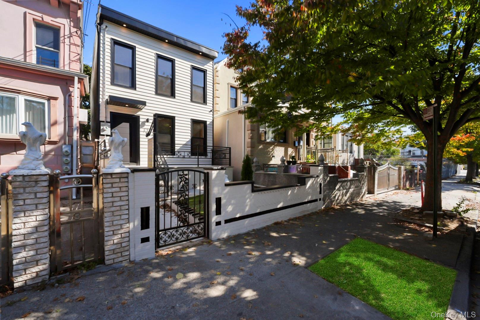 127 Crystal Street – For Sale photo 21