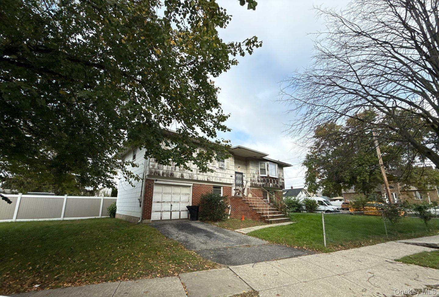 1214 Woodfield Road – For Sale photo 3