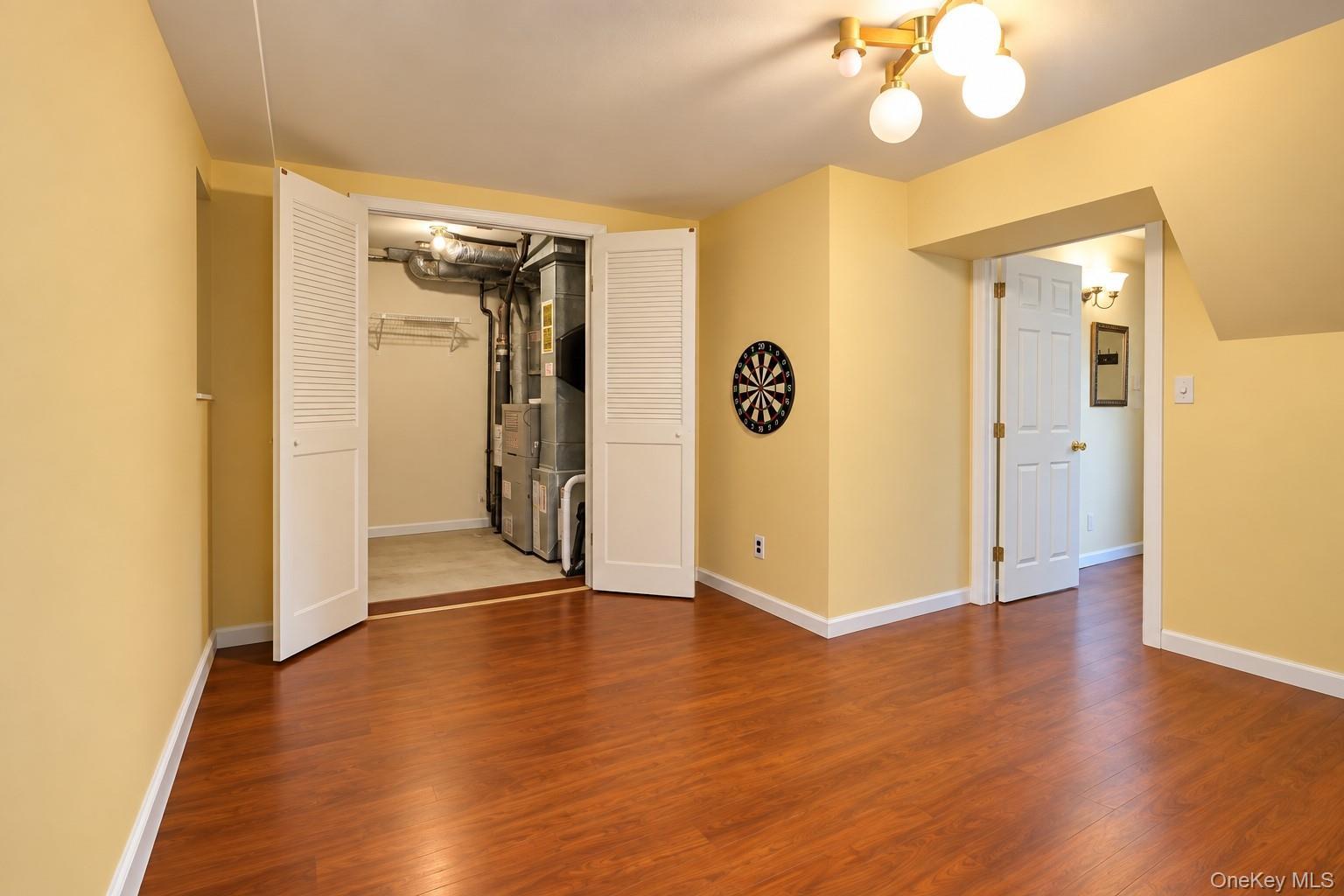 153 Treetop Circle – For Sale photo 4