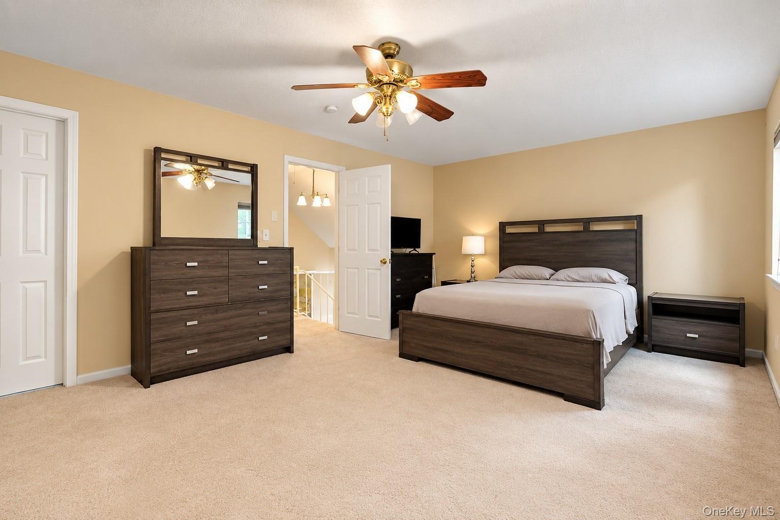 153 Treetop Circle – For Sale photo 17