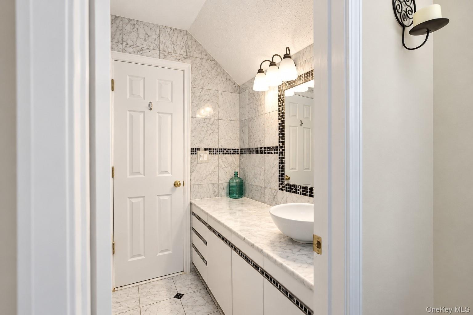 153 Treetop Circle – For Sale photo 20