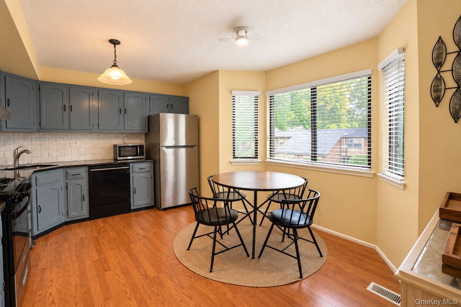 153 Treetop Circle – For Sale photo 13