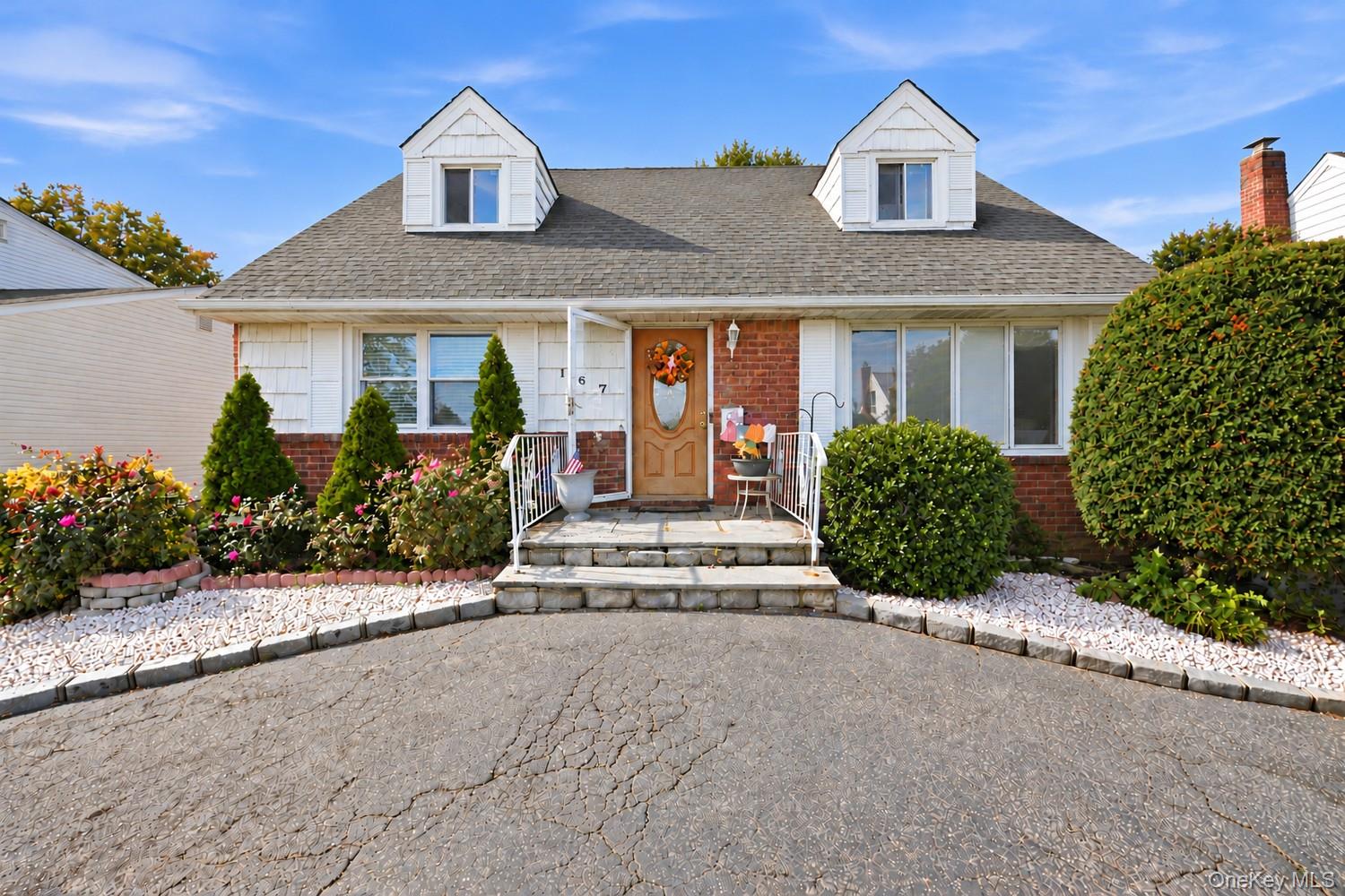 167 Morris Drive – For Sale
