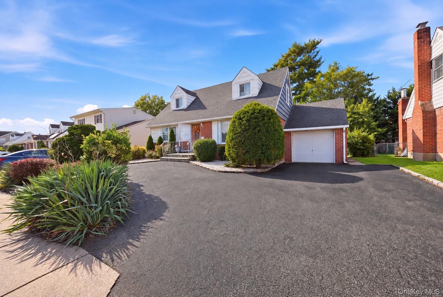 167 Morris Drive – For Sale photo 2