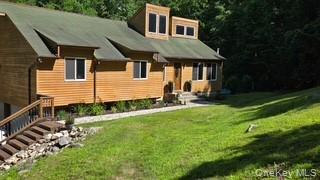 110 N White Rock Road – For Sale