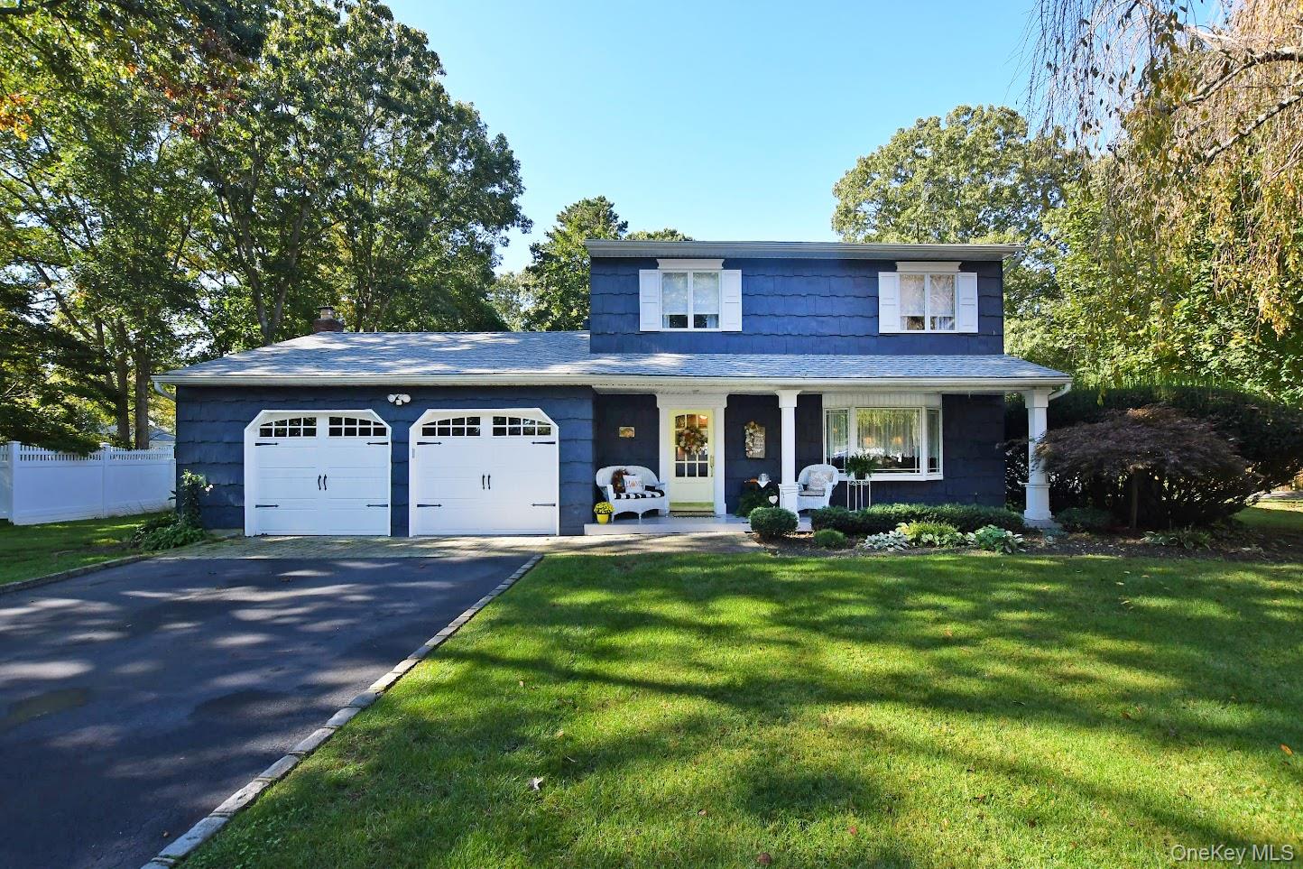 10 Artist Lake Boulevard – For Sale