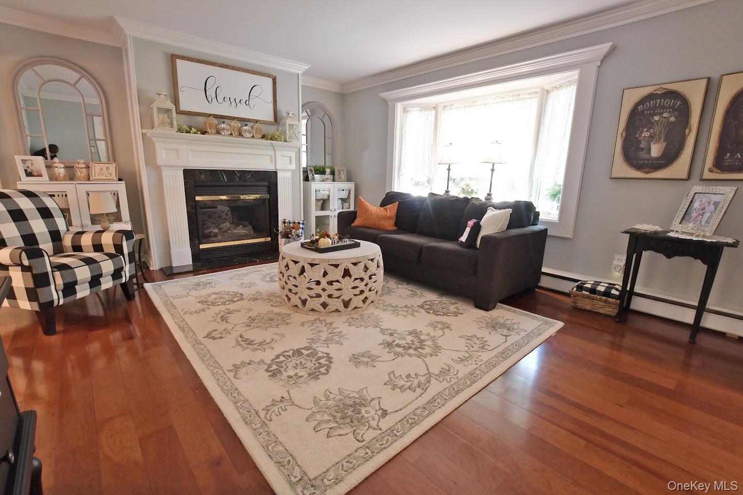 10 Artist Lake Boulevard – For Sale photo 6