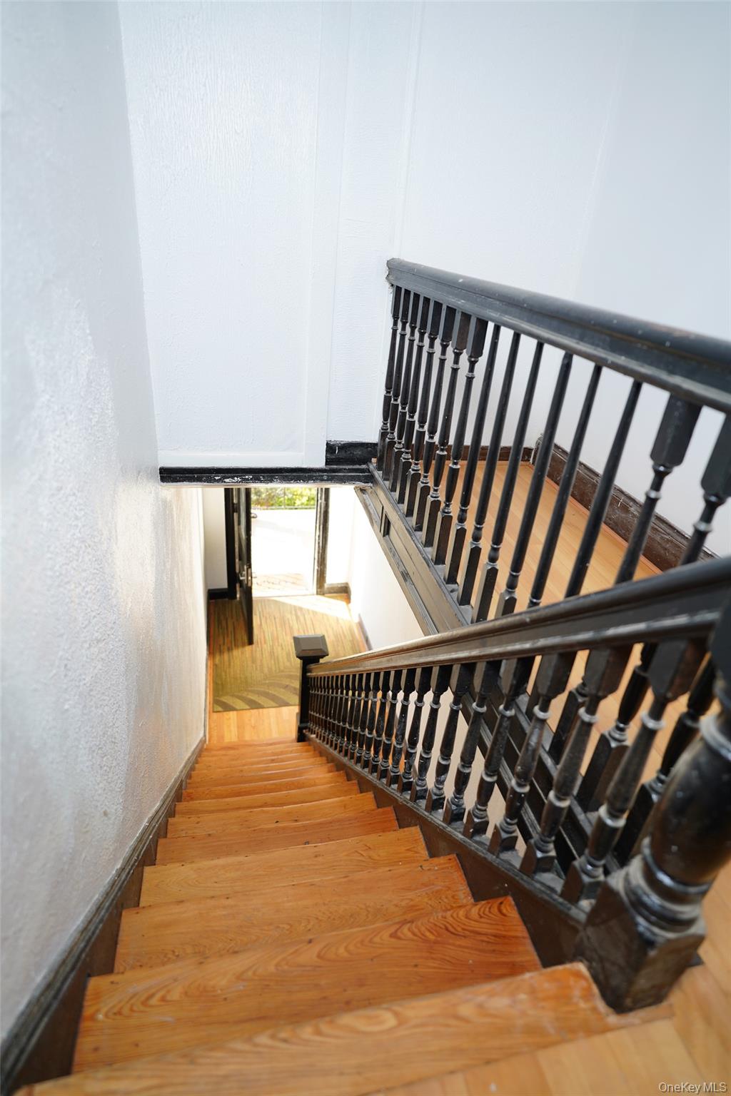13 Beach Street – For Sale photo 2