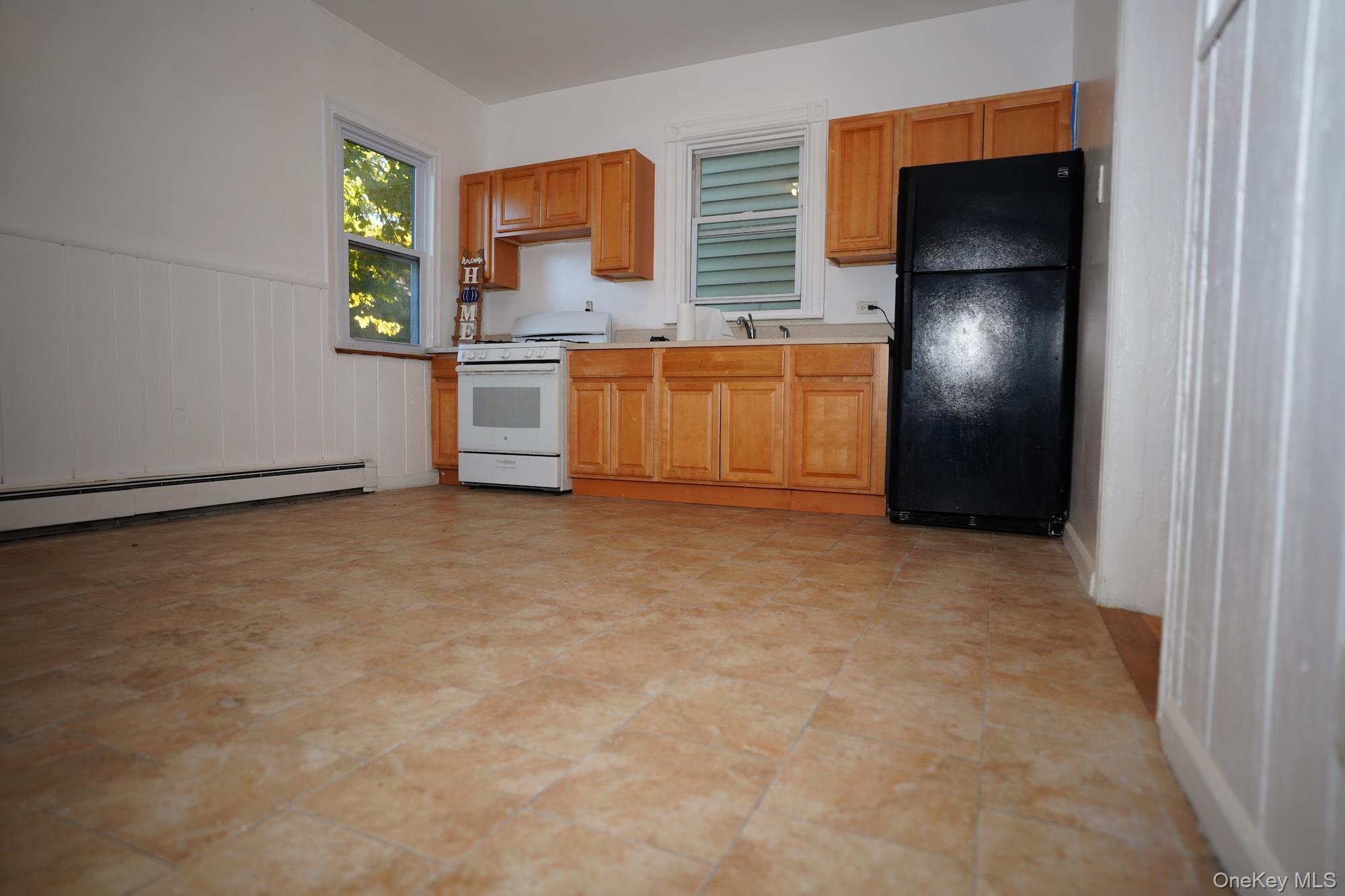 13 Beach Street – For Sale photo 5