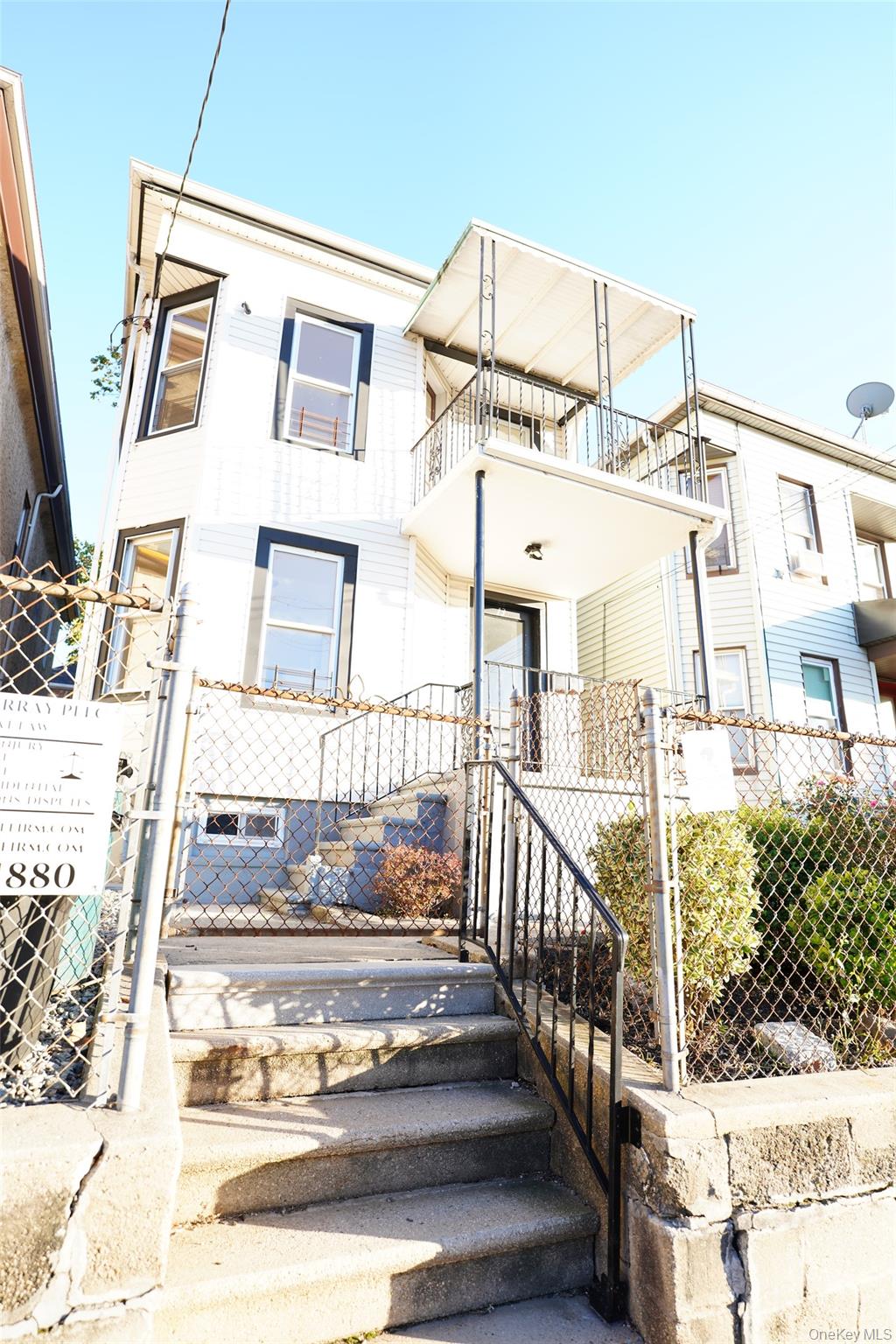 13 Beach Street – For Sale