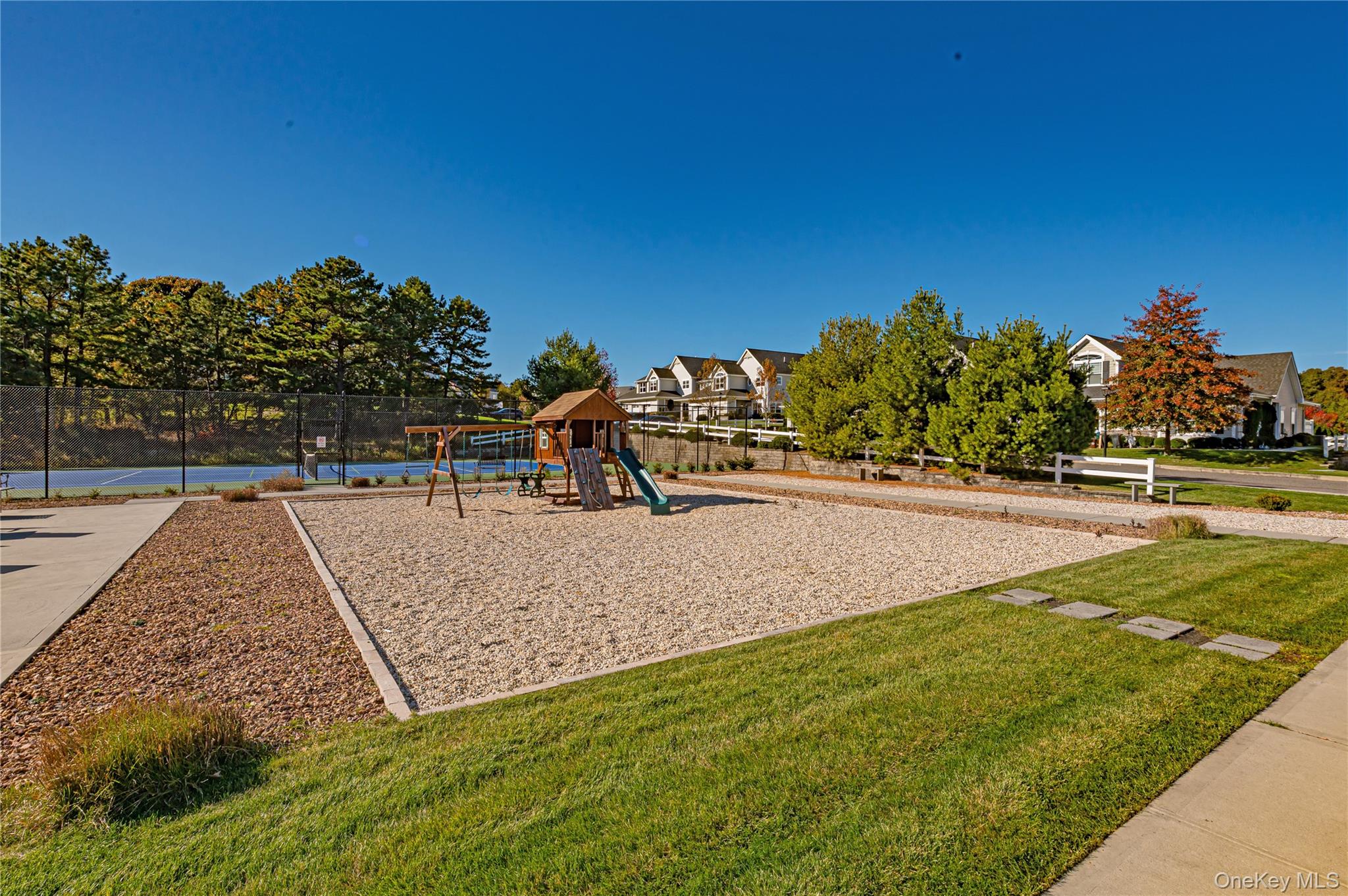 79 Willow Circle – For Sale photo 28