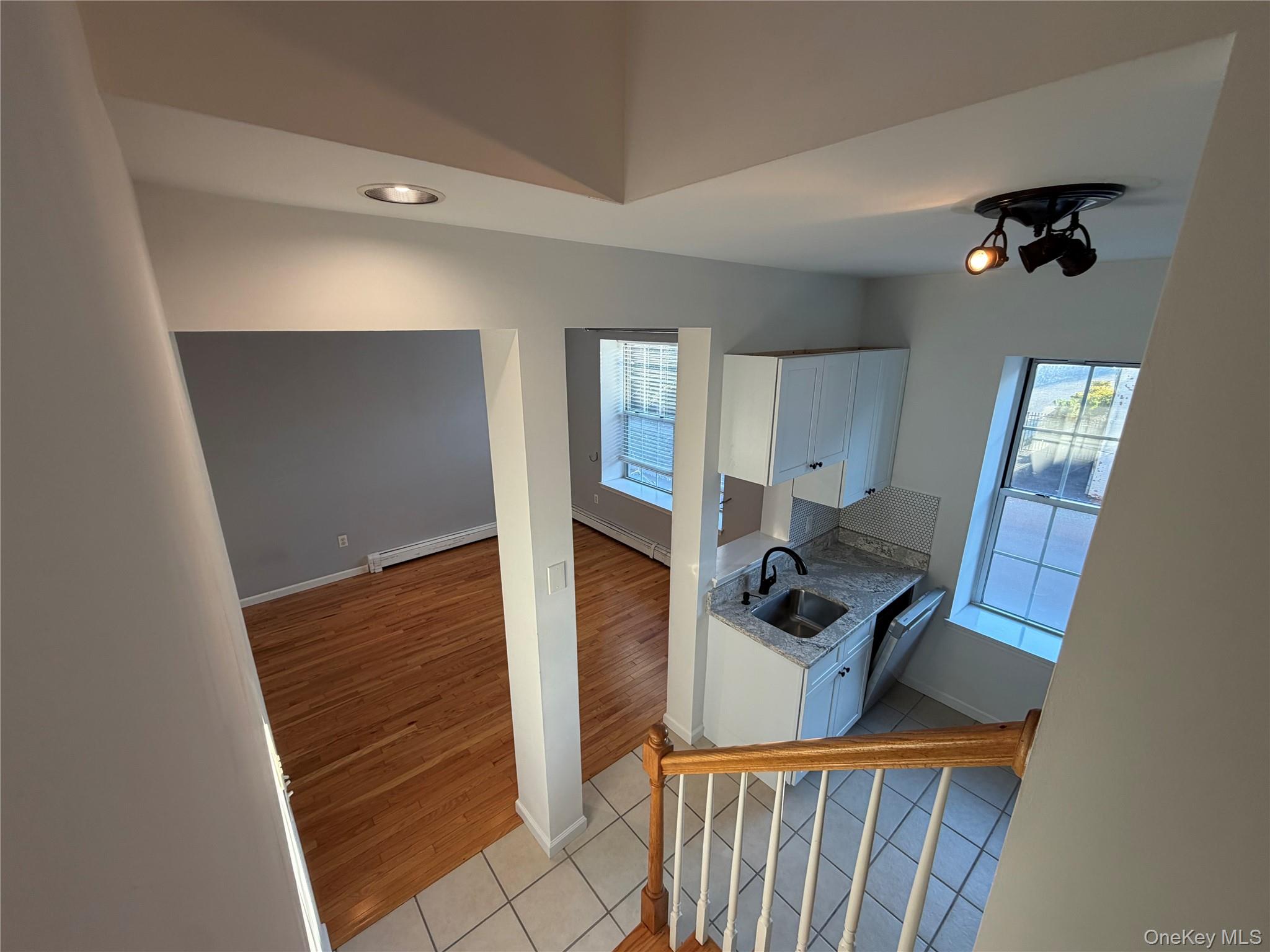 10 S Clover Street – For Rent photo 6