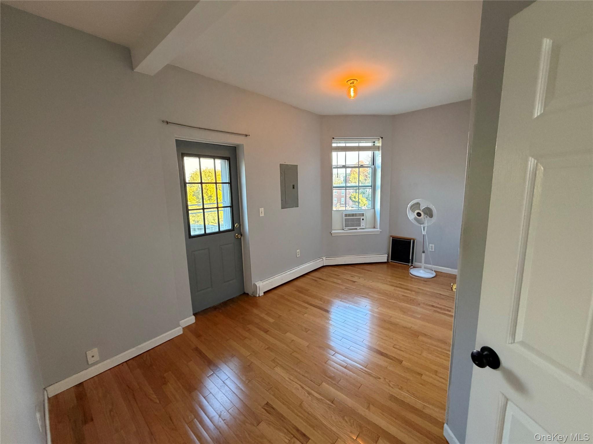 10 S Clover Street – For Rent photo 15