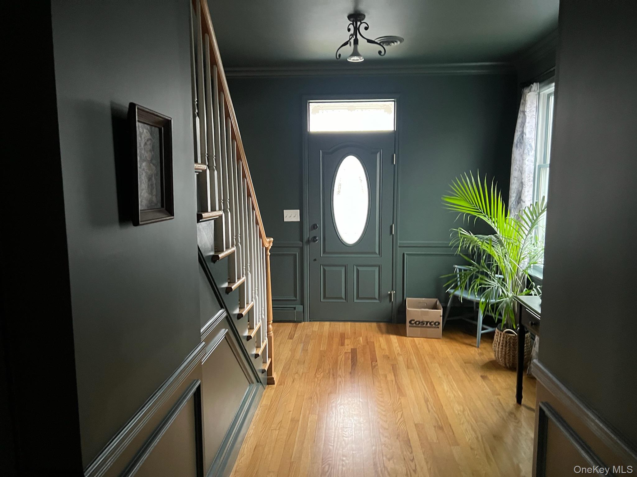 418 Tompkins Avenue – For Rent photo 3