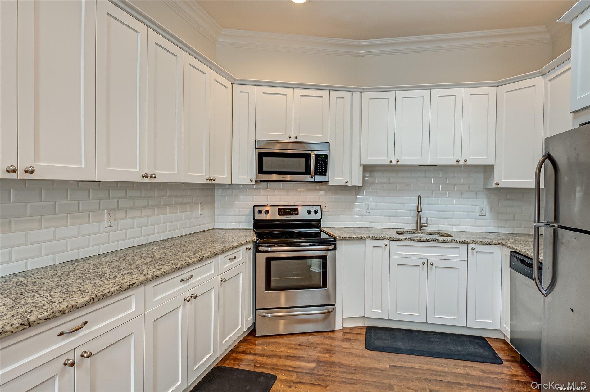 50 – 3A Stewart Avenue, Unit 3A photo 2