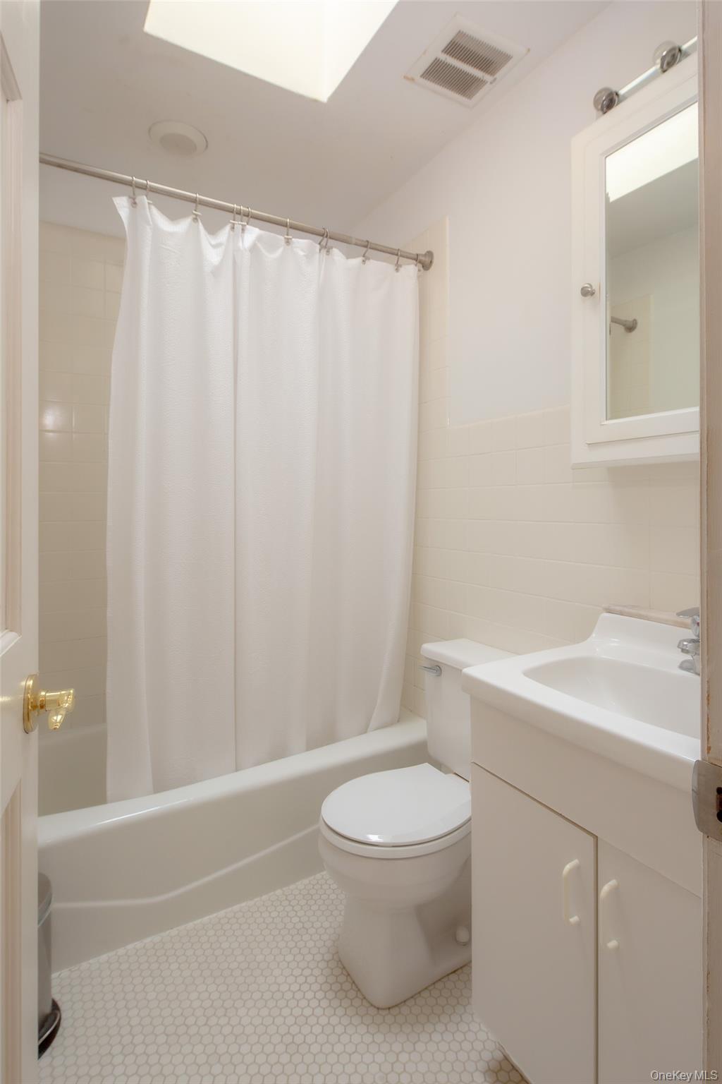 50 Argonne Road E – For Sale photo 11