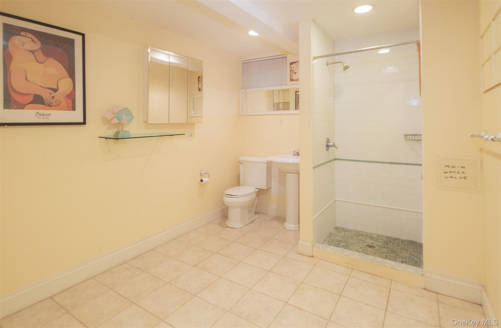 50 Argonne Road E – For Sale photo 22