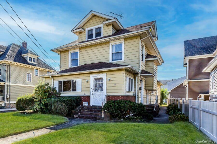 53 Earle Avenue – For Sale