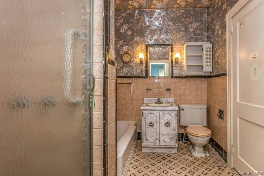 53 Earle Avenue – For Sale photo 9